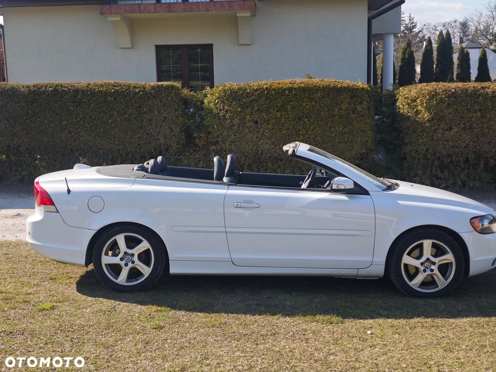 Volvo C70 2.0D Momentum - 30