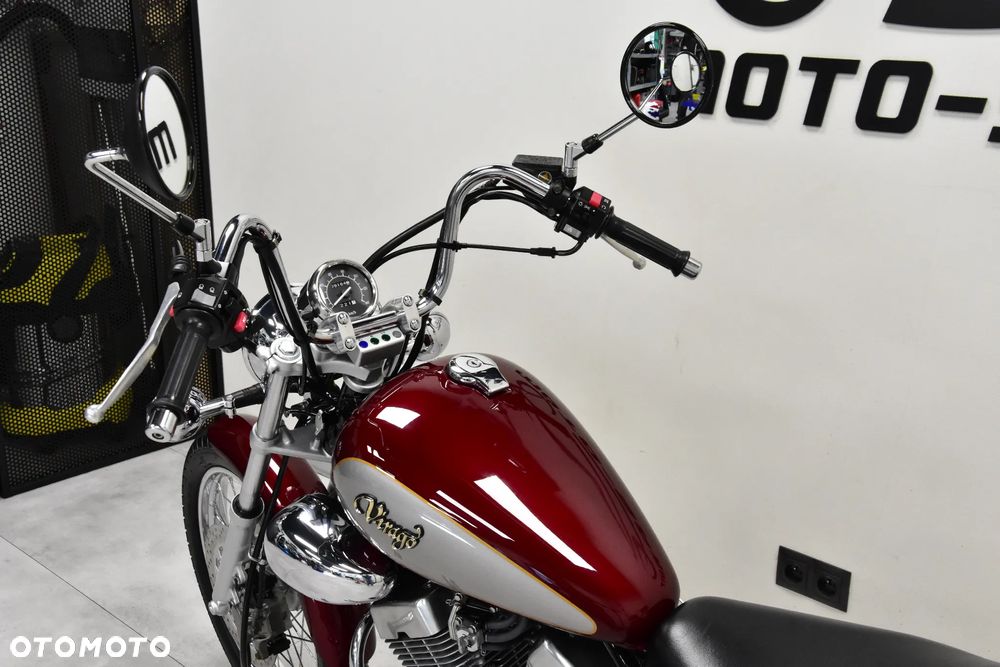 Yamaha XV - 16