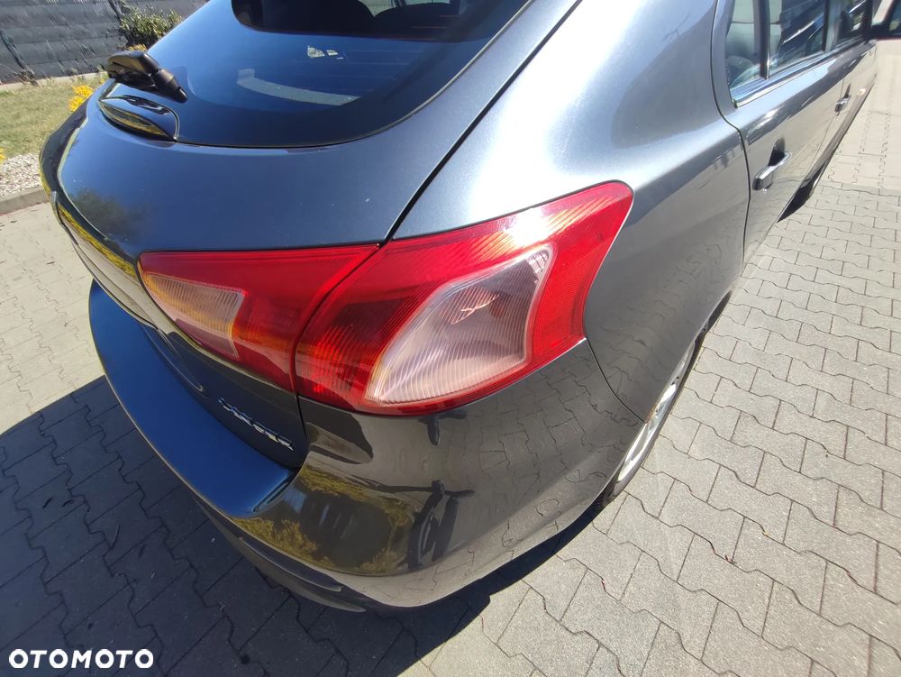 Mitsubishi Lancer 1.8 Intense - 20