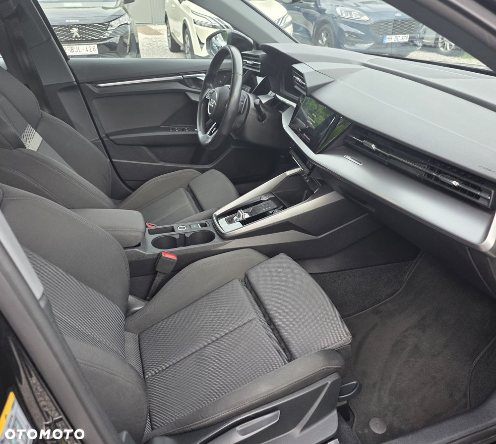 Audi A3 Limousine 30 TFSI S tronic sport - 10