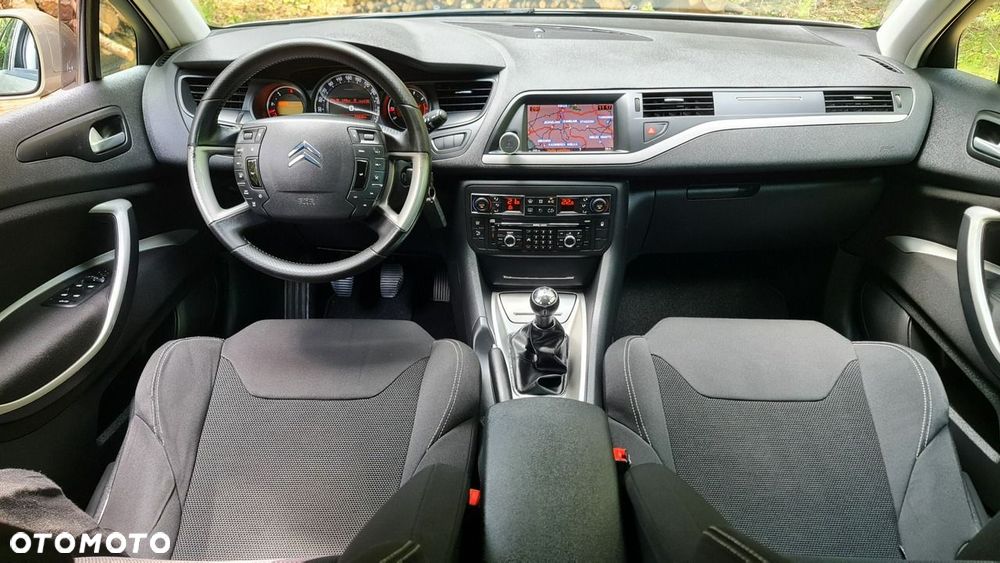 Citroën C5 2.0i 16V Dynamique - 6