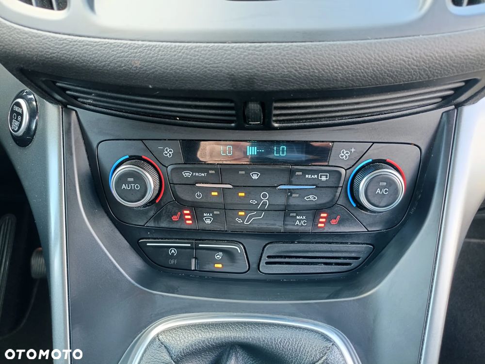 Ford Kuga - 16