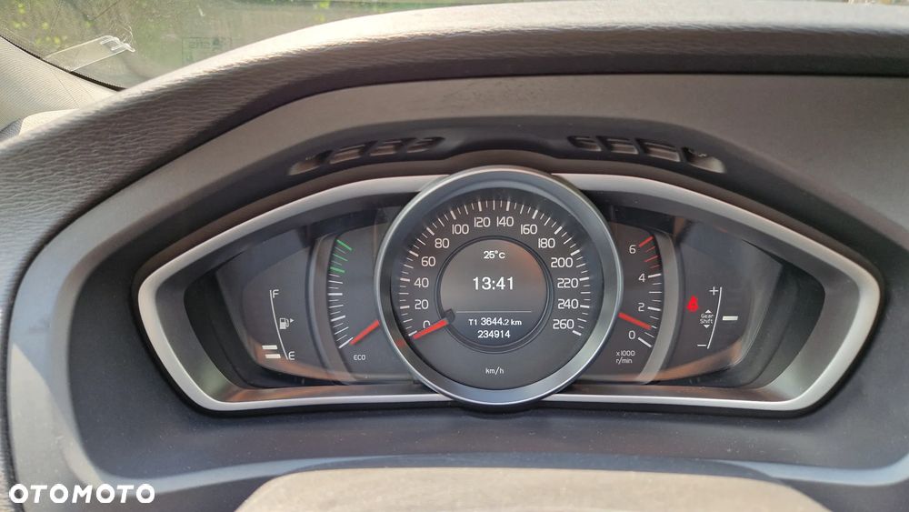 Volvo V40 D2 You - 20