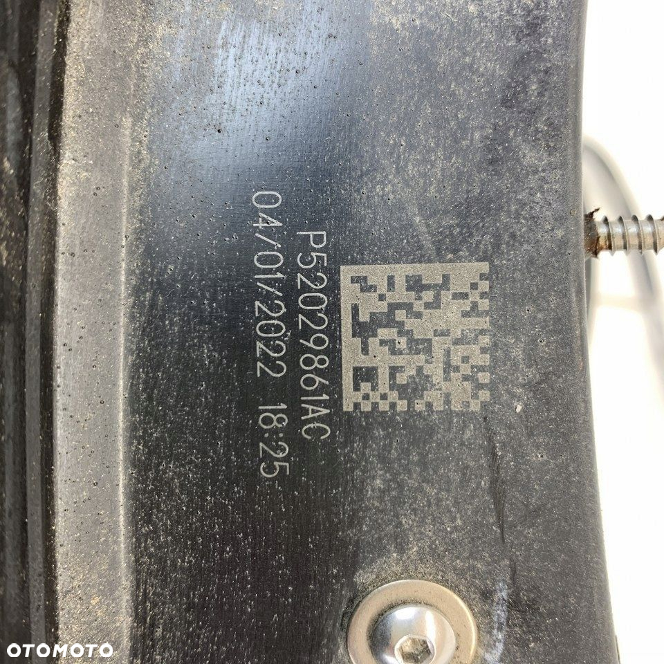 Klapka wlewu paliwa kolor srebrny  PSC  DODGE RAM V 1500 LIMITED 22r - 9