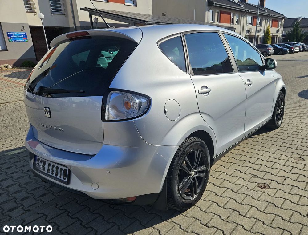 Seat Altea 2011 photo 3