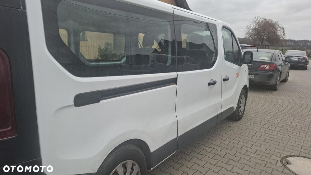 Renault Trafic - 2