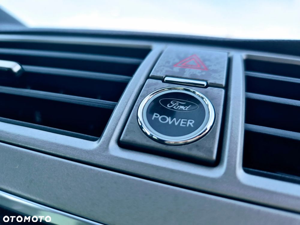 Ford Kuga 2.0 TDCi 4x4 Individual - 13