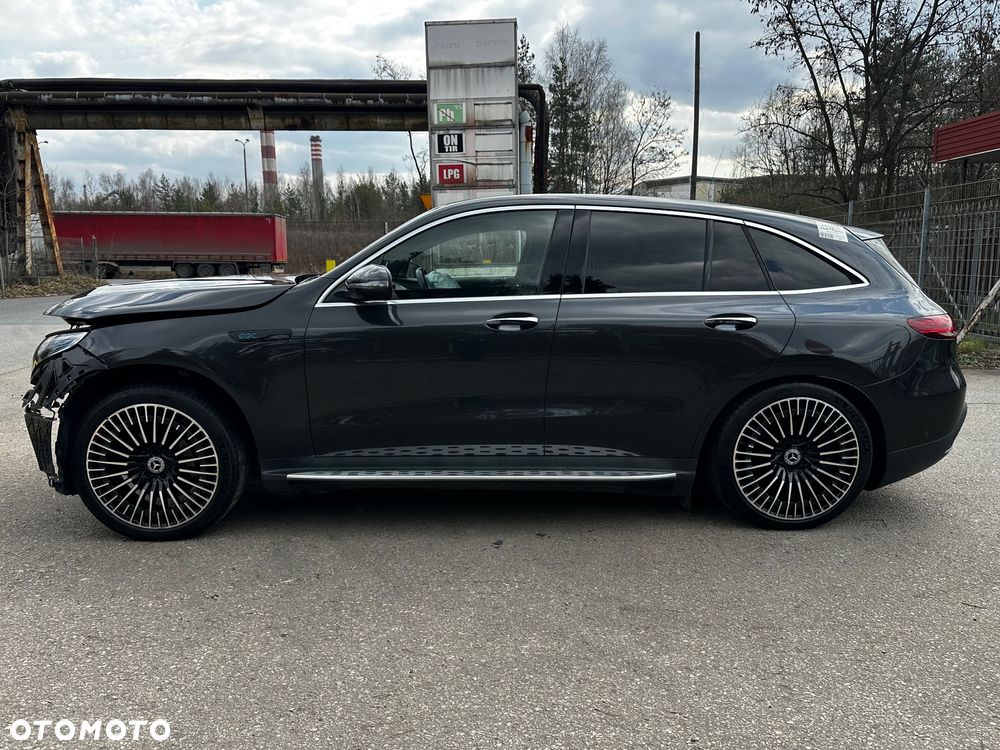 Mercedes-Benz EQC 400 4Matic AMG Line - 8