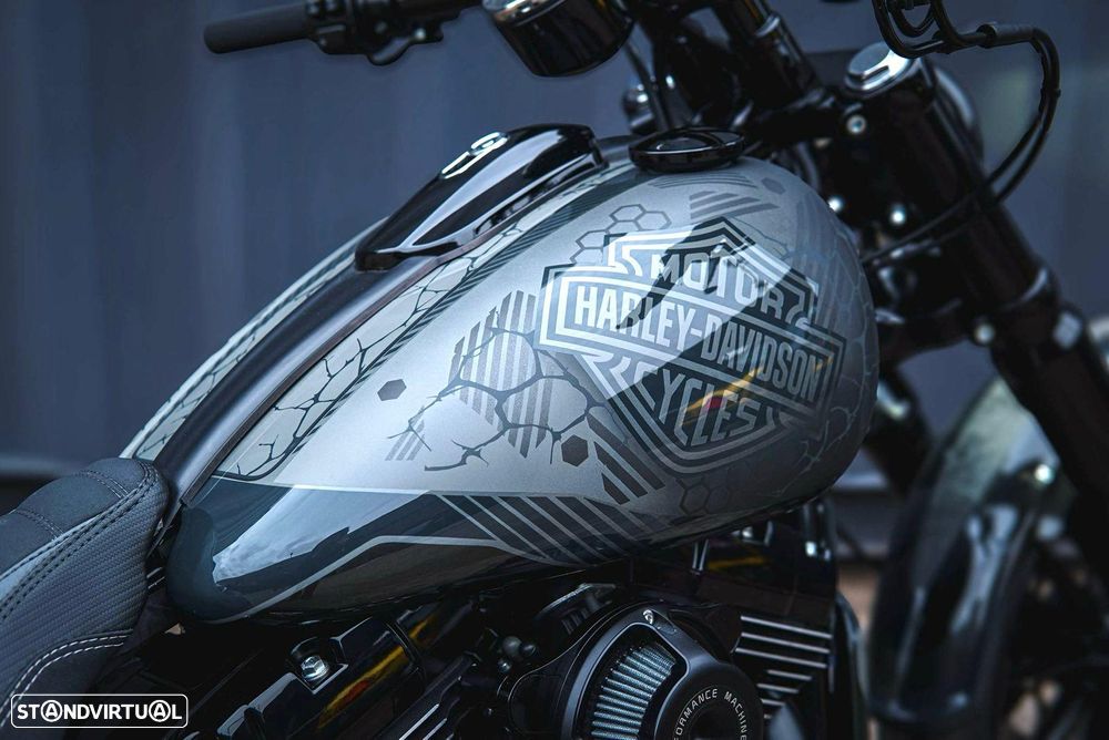 Harley-Davidson Breakout - 3