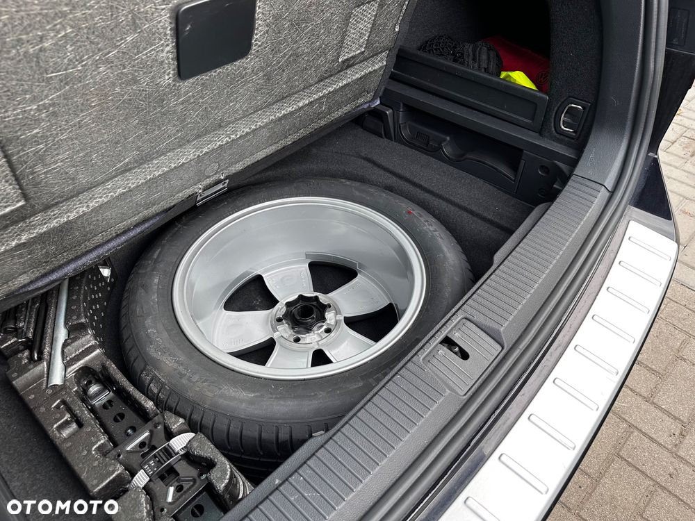 Volkswagen Passat 2.0 TDI EVO Elegance DSG - 39