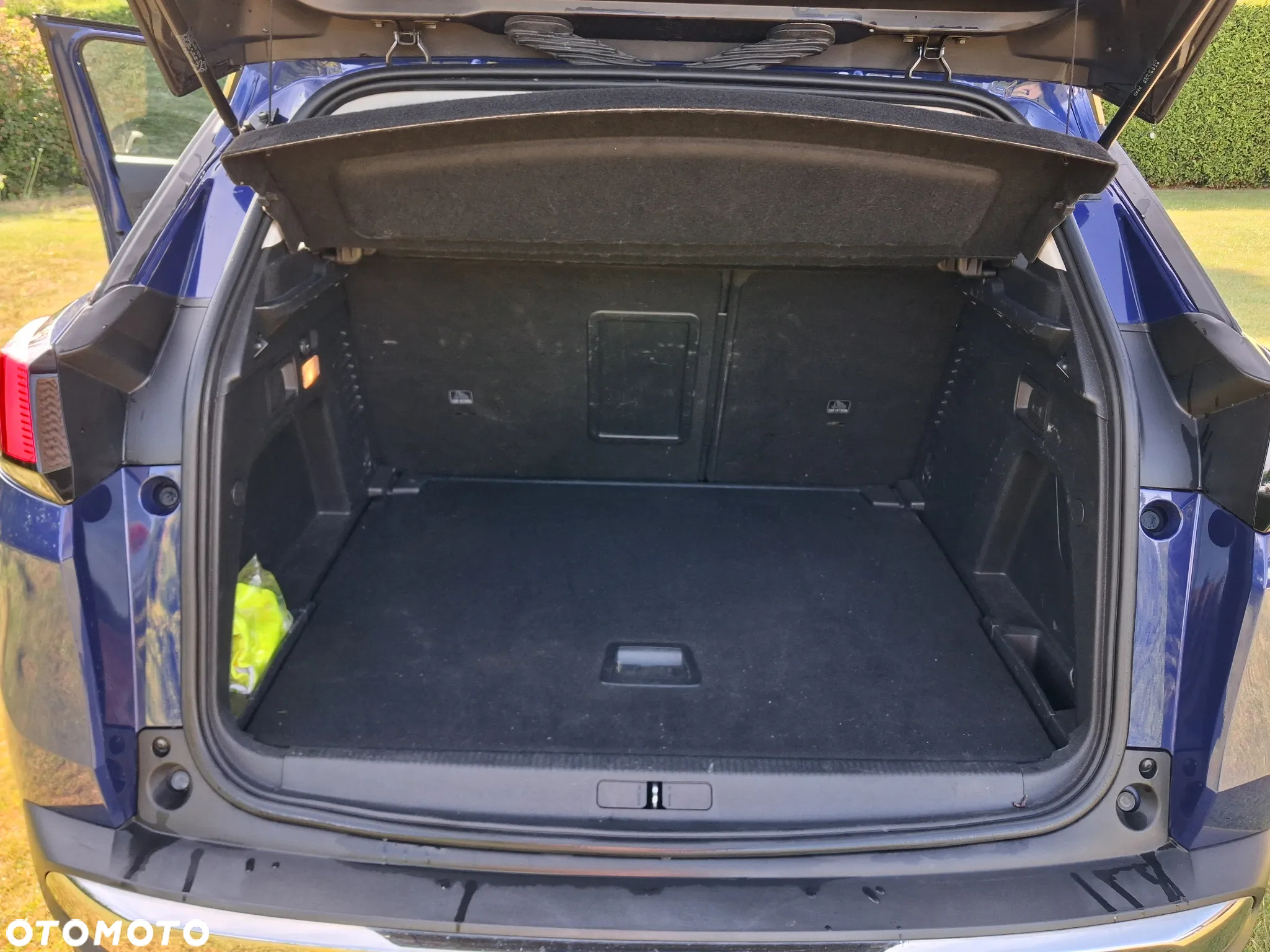 Peugeot 3008 1.5 BlueHDi Active Pack S&S EAT8 - 14