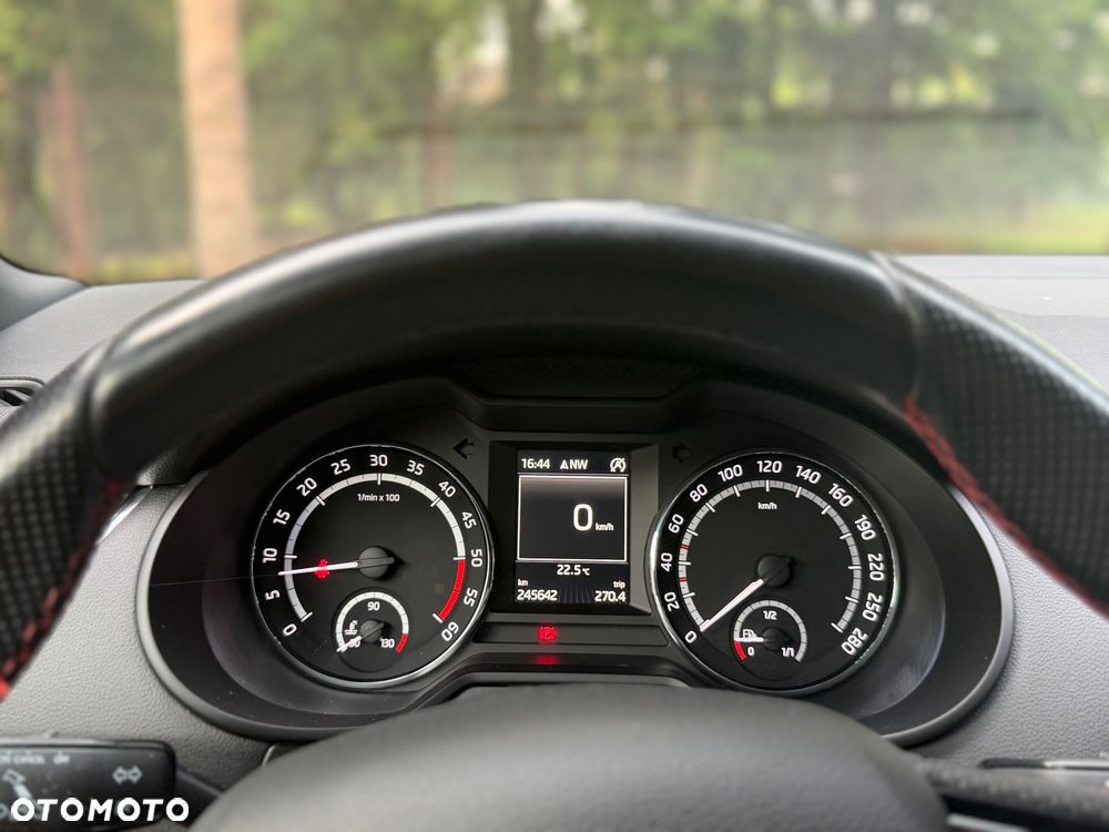 Skoda Octavia 2.0 TDI (Green tec) RS - 15