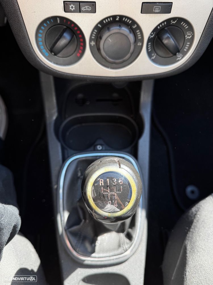 Opel Corsa - 13