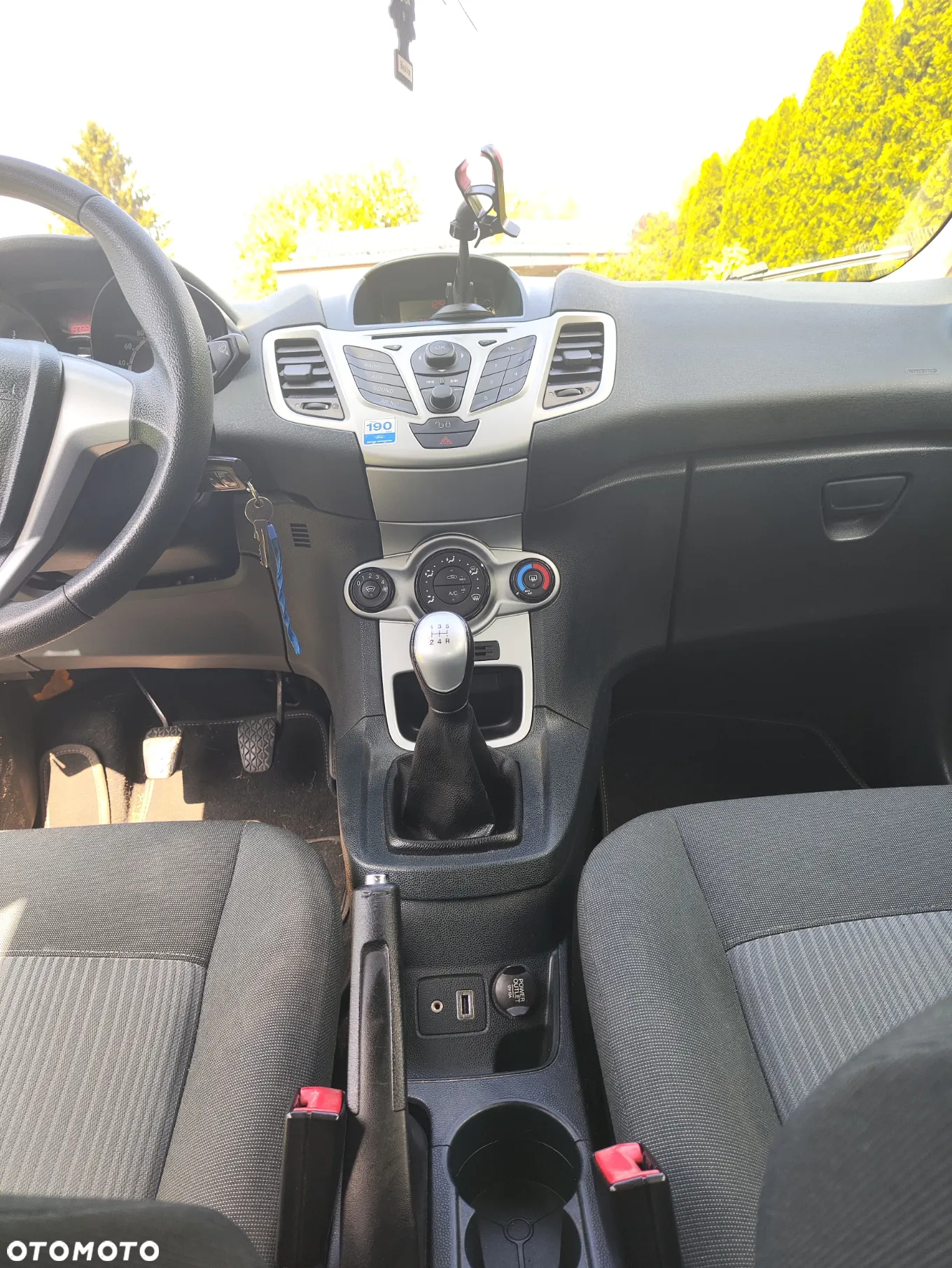 Ford Fiesta 1.6 TDCi DPF Ghia - 3