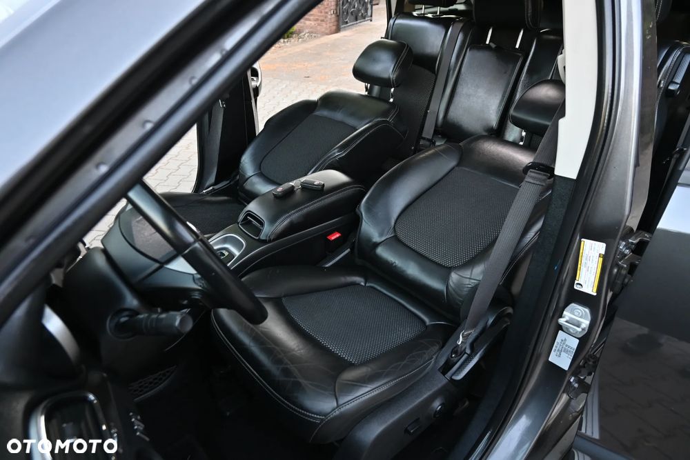 Fiat Freemont 2.0 Multijet 16V DPF Automatik Allrad Cross - 26