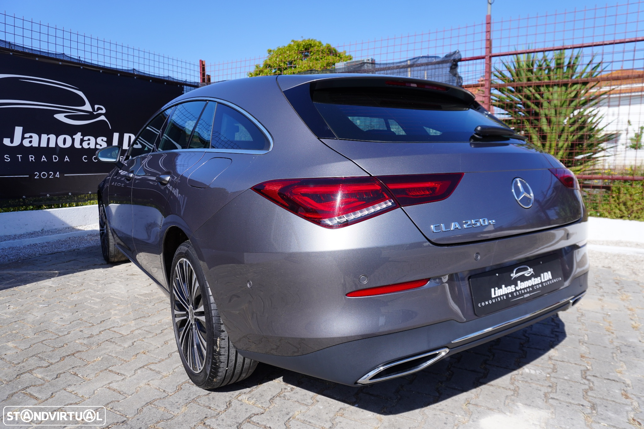 Mercedes-Benz CLA 250 e Shooting Brake Progressive - 2