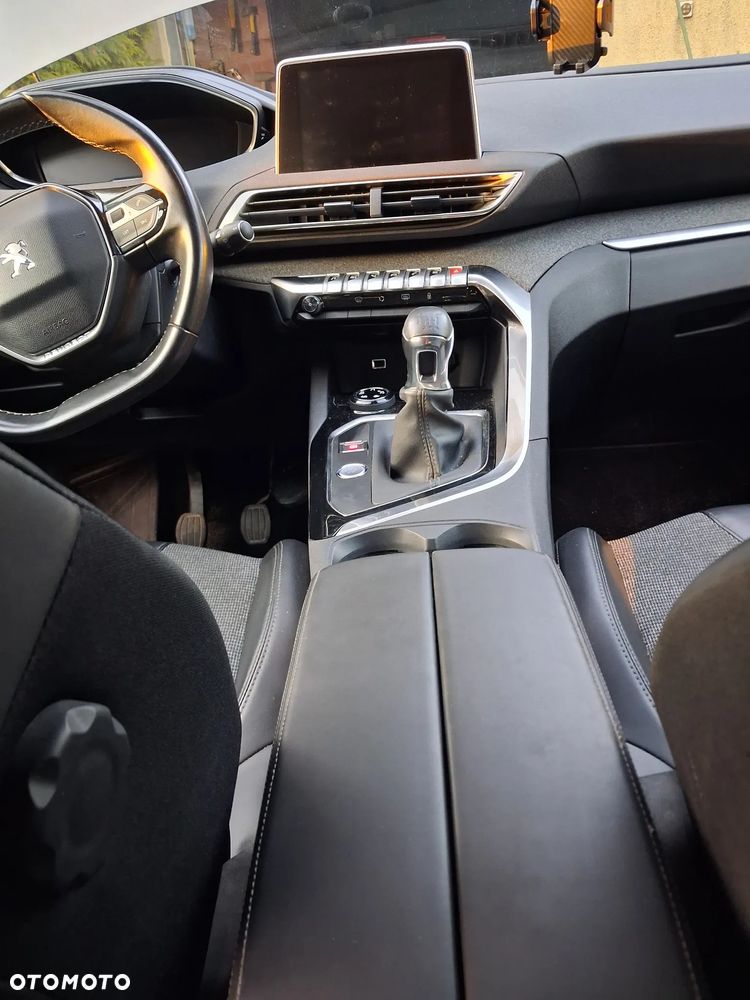 Peugeot 3008 HDi FAP 150 Platinum - 6