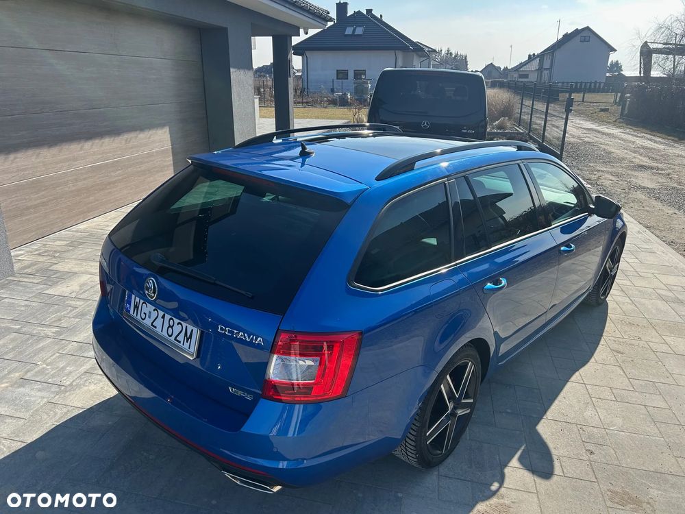 Skoda Octavia 2.0 TDI (Green tec) 4x4 DSG RS - 4