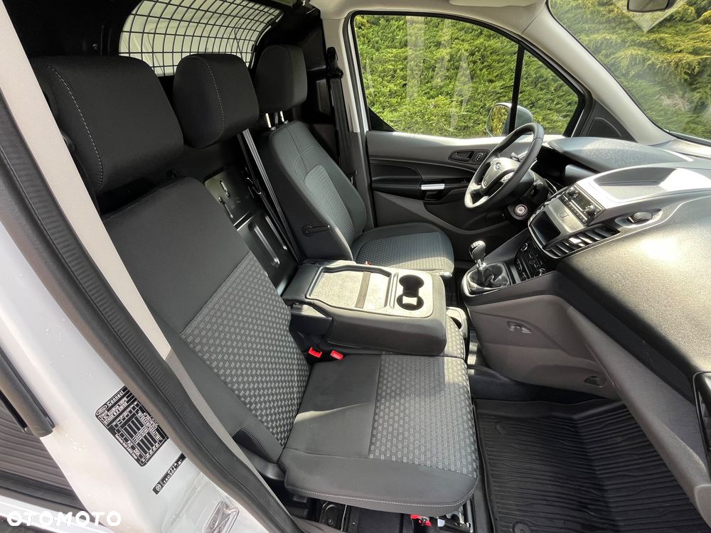 Ford Transit Connect - 24