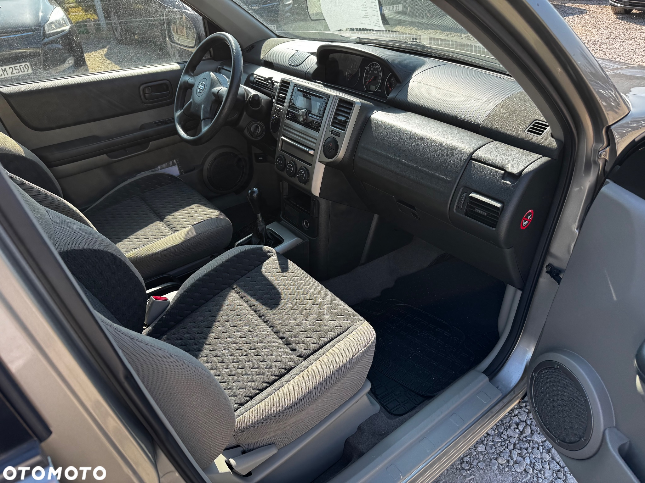 Nissan X-Trail 2.0 Comfort - 24