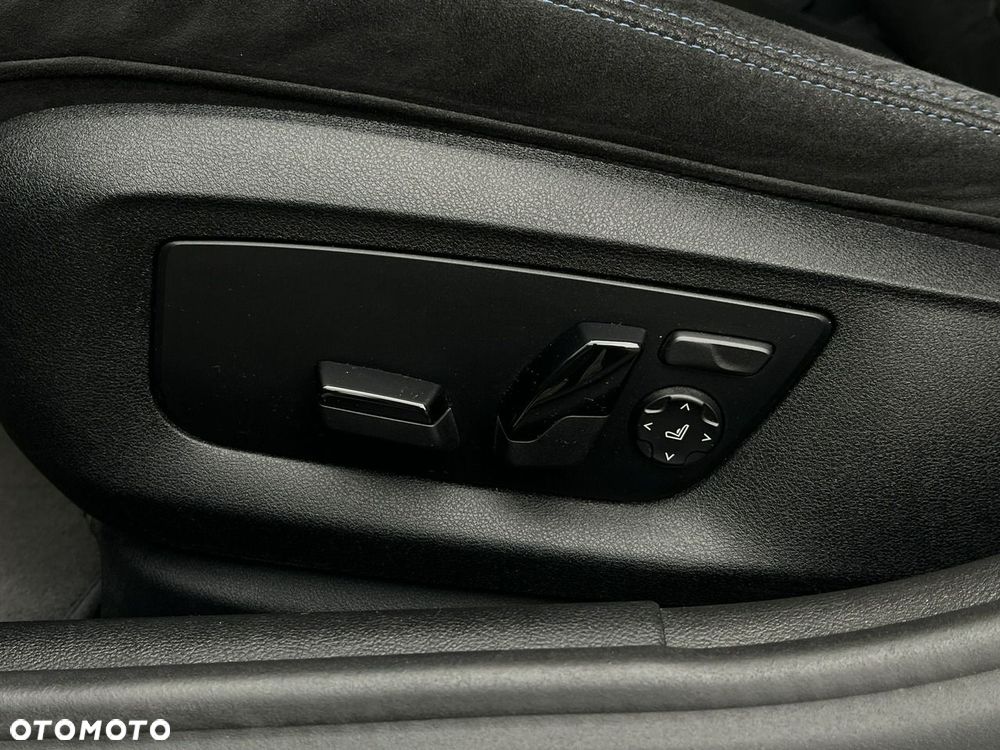 BMW Seria 5 520d M Sport sport - 18