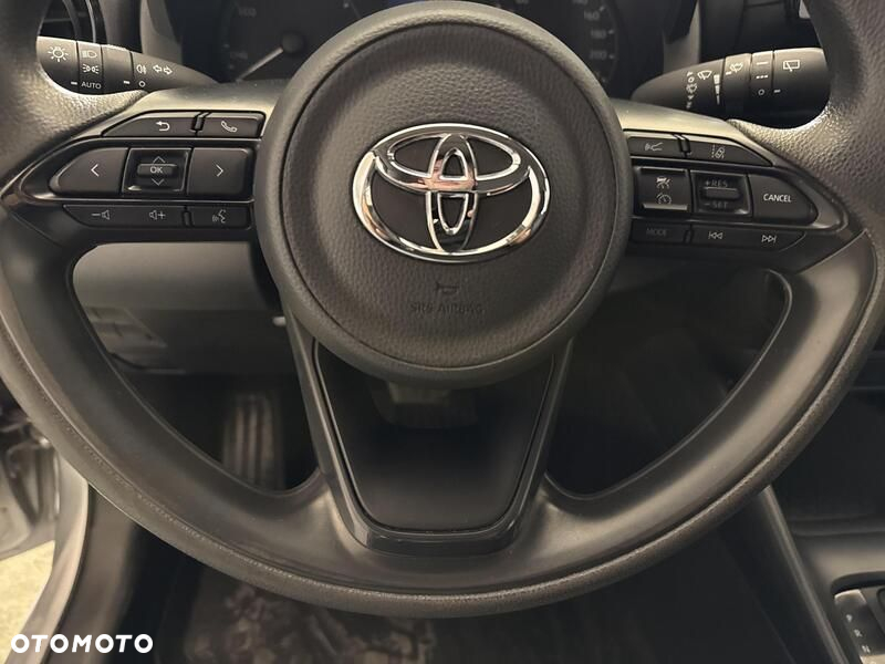Toyota Yaris - 13