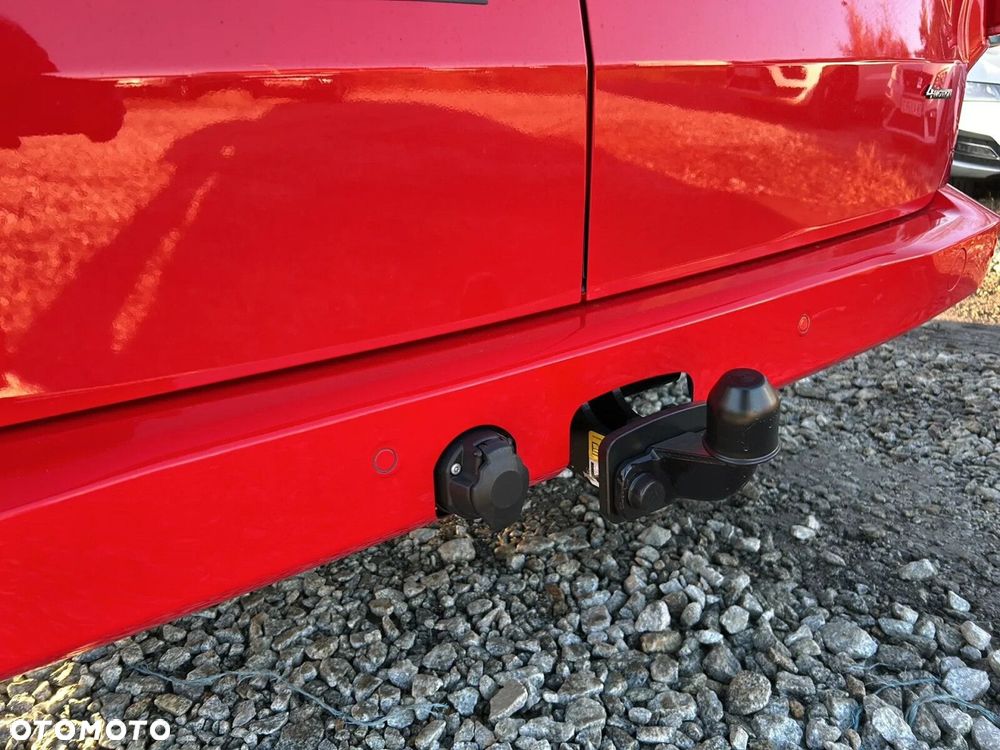 Volkswagen Caravelle - 26