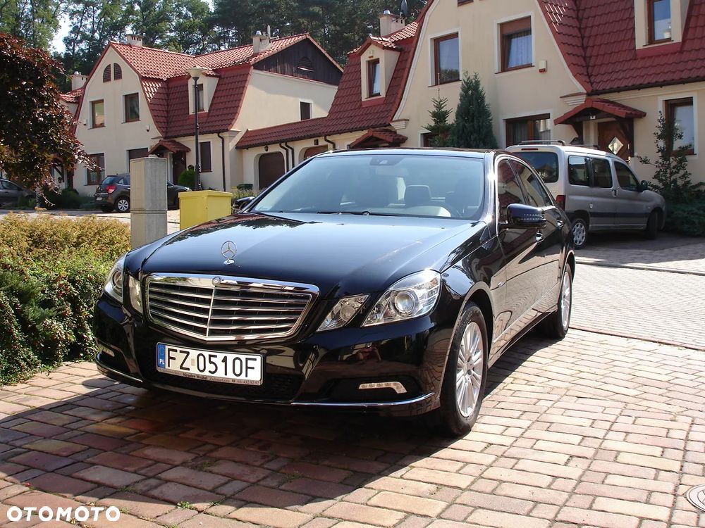 Mercedes-Benz Klasa E - 1