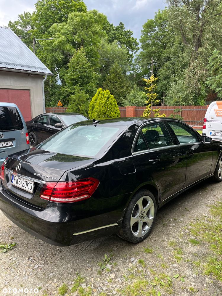 Mercedes-Benz Klasa E 300 BlueTEC HYBRID 7G-TRONIC Elegance - 6