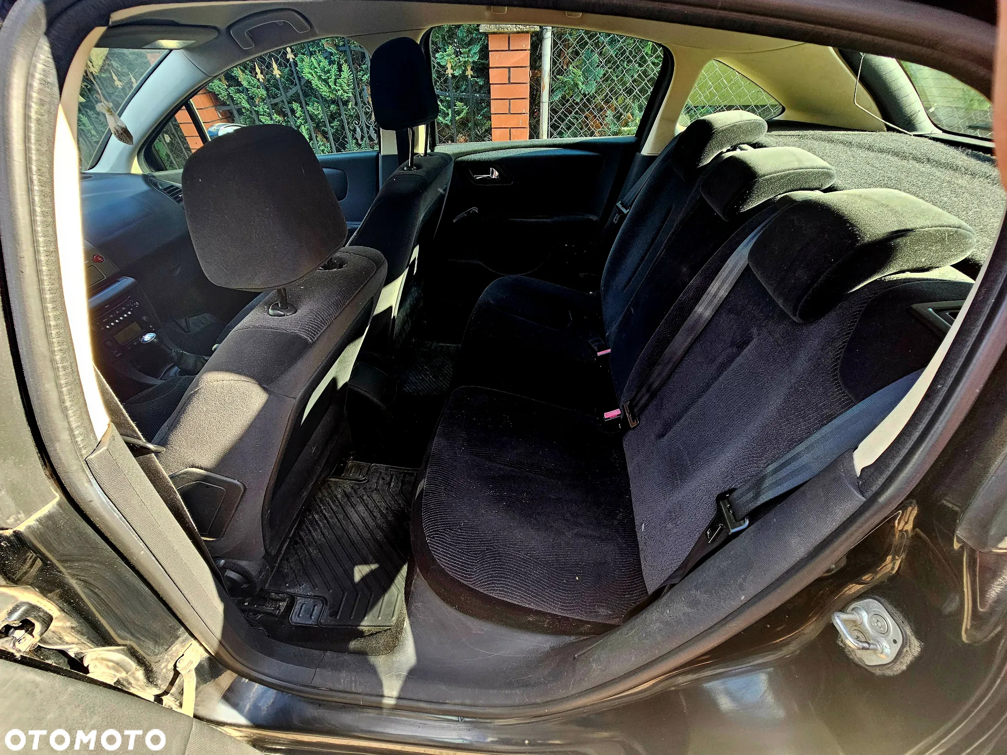 Citroën C4 1.6 HDi Magic - 7