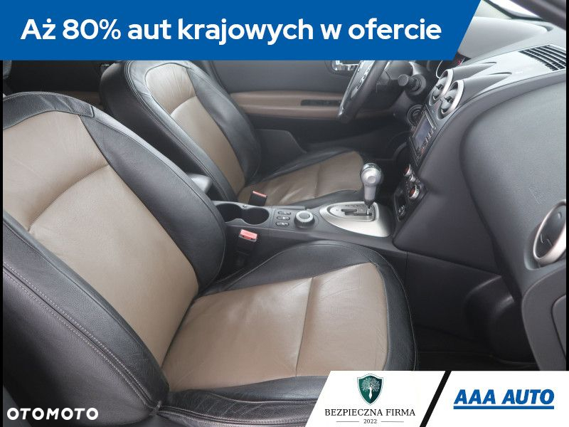 Nissan Qashqai+2 - 10