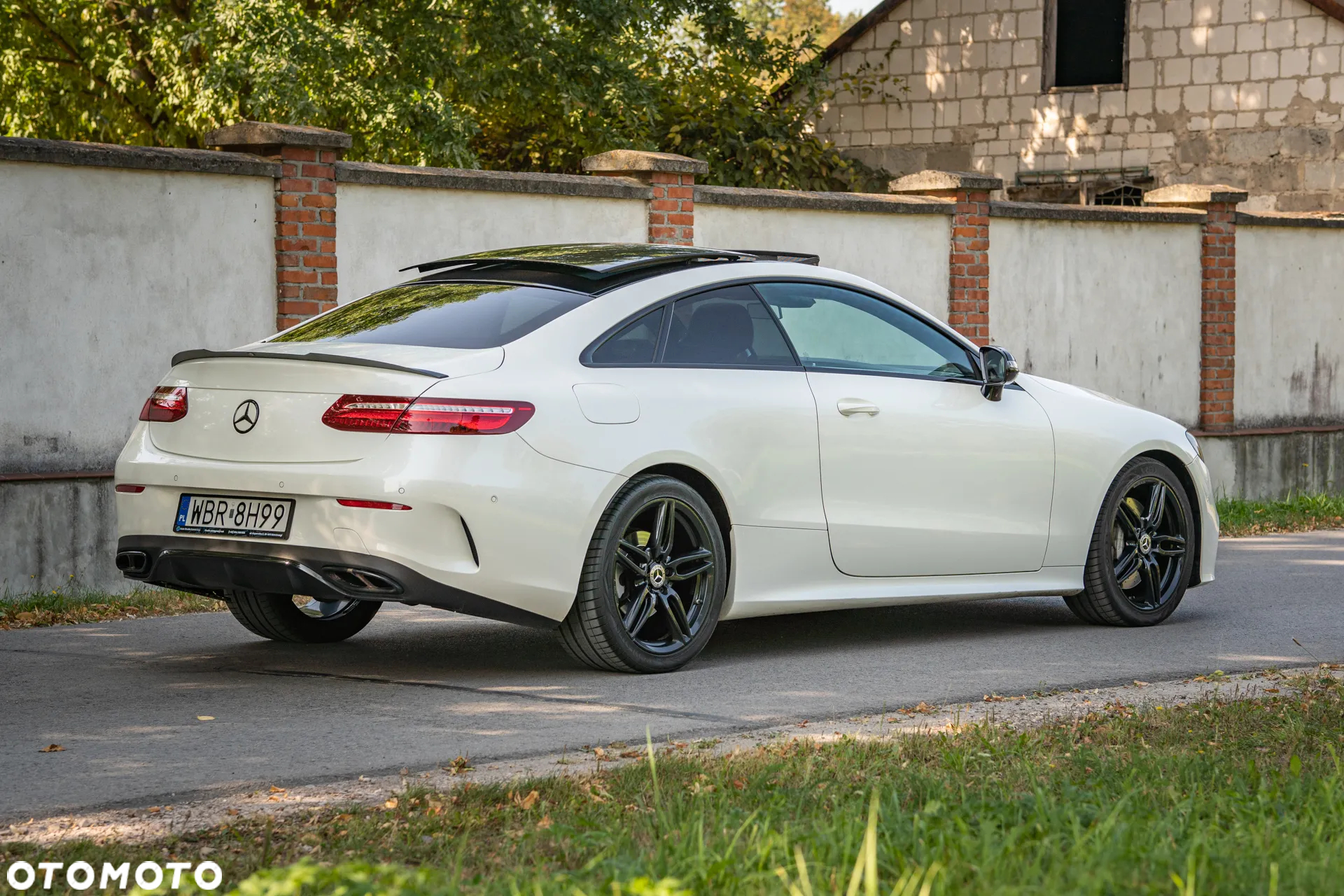 Mercedes-Benz Klasa E 300 Coupe 9G-TRONIC - 12