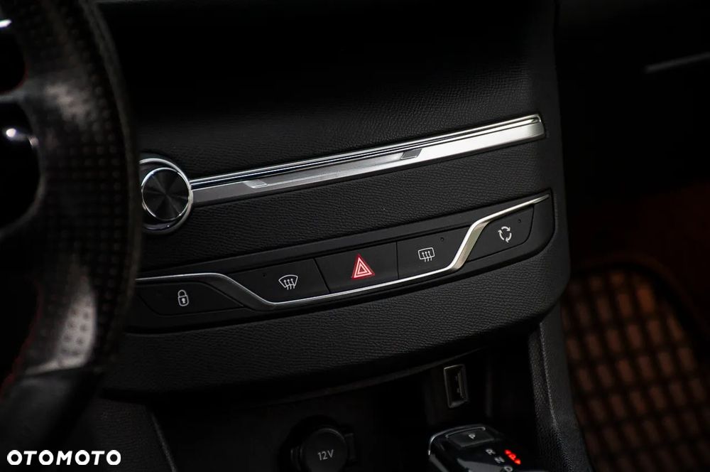 Peugeot 308 BlueHDi 180 EAT8 Stop & Start GT - 35