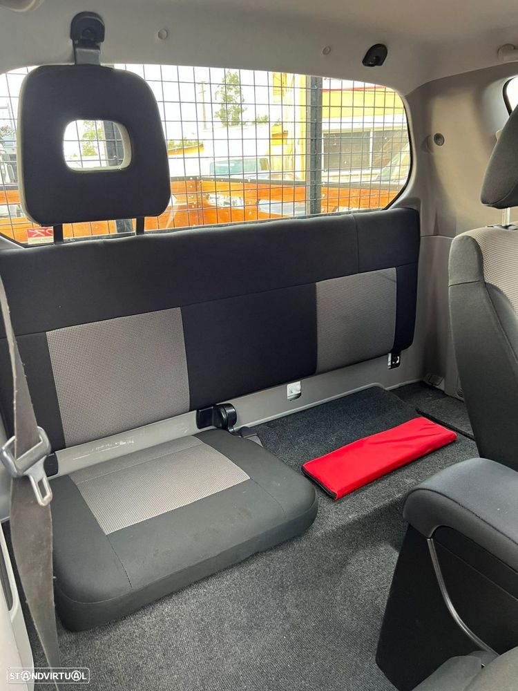 Mitsubishi L200 2.5 DI-D Club Invite ABS 3L 4WD - 12