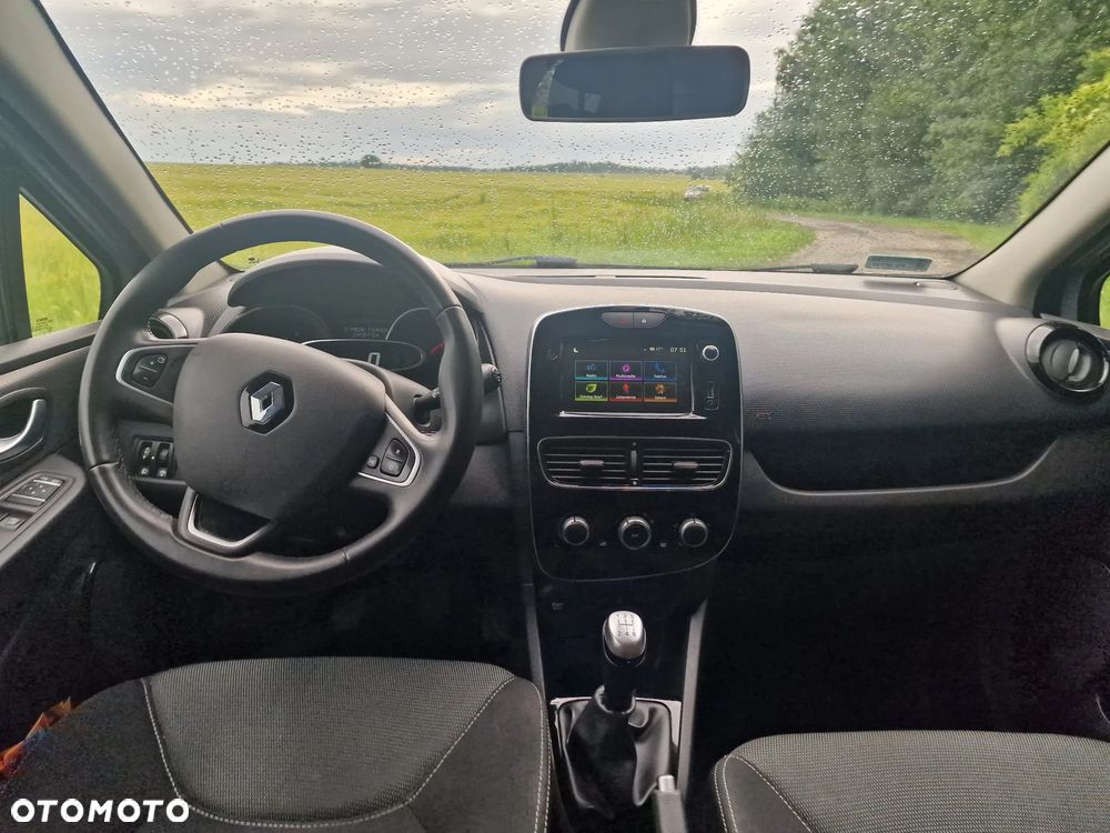 Renault Clio - 14