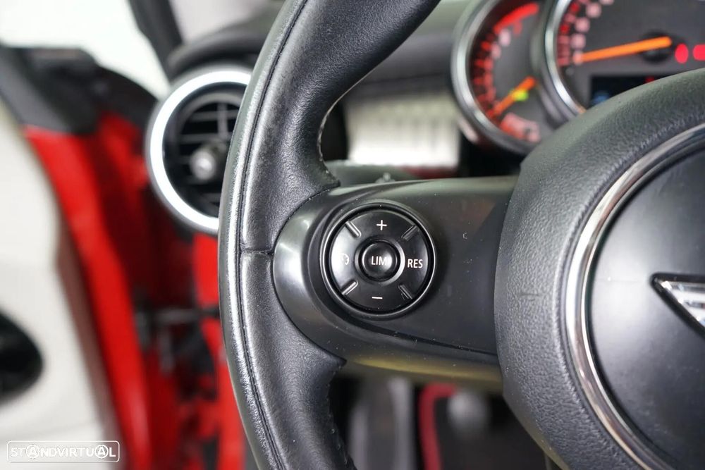 MINI 3 Portas Cooper - 17