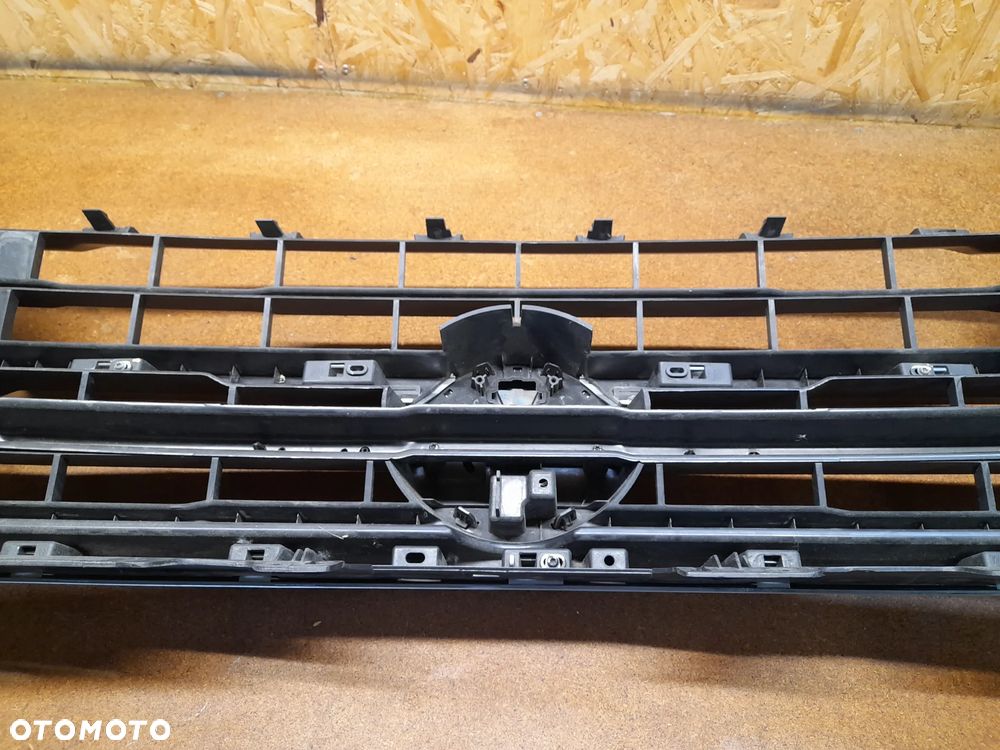 VW AMAROK 2 II 22- 2HJ atrapa chłodnicy grill N1XB-8350-A/C - 8