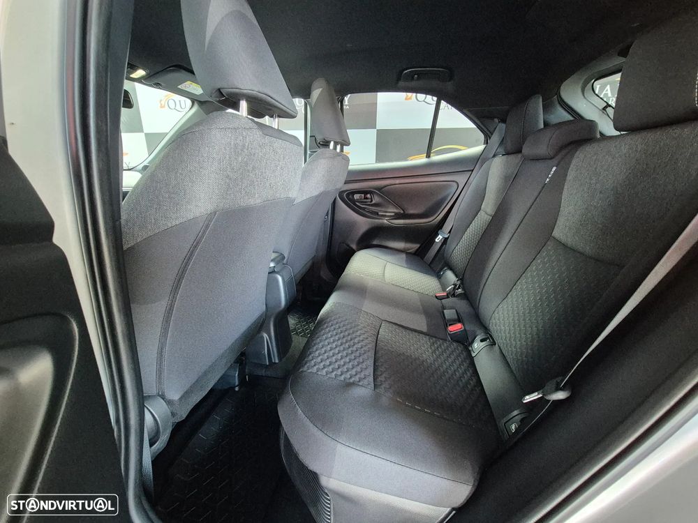 Toyota Yaris Cross 1.5 HDF Luxury - 9