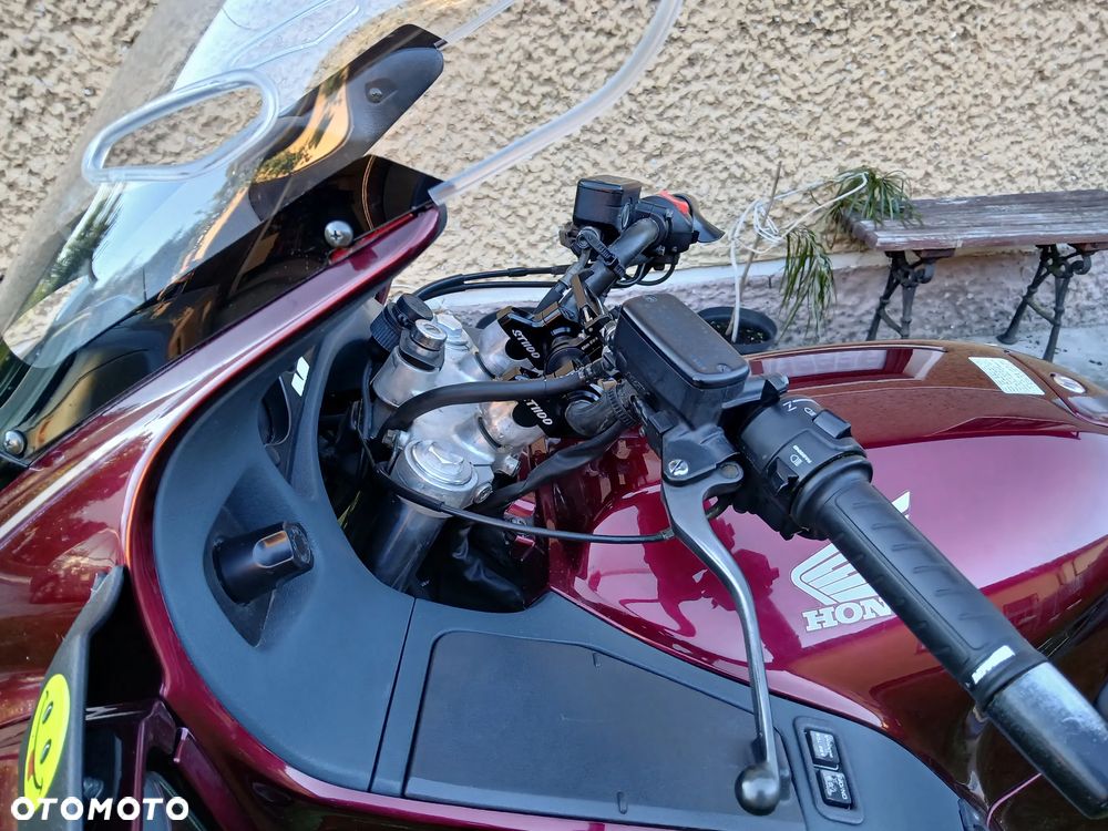Honda ST - 3