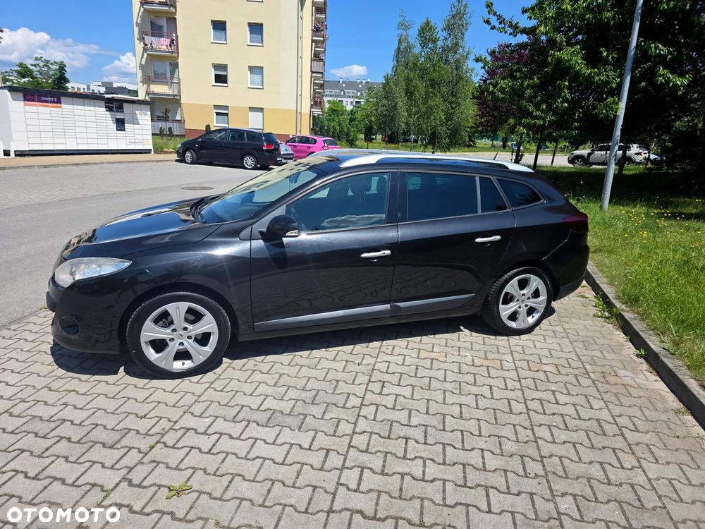 Renault Megane TCe 130 Dynamique - 8