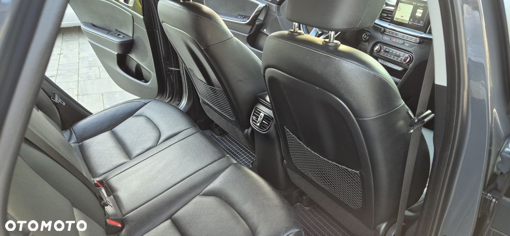 Kia Ceed - 6