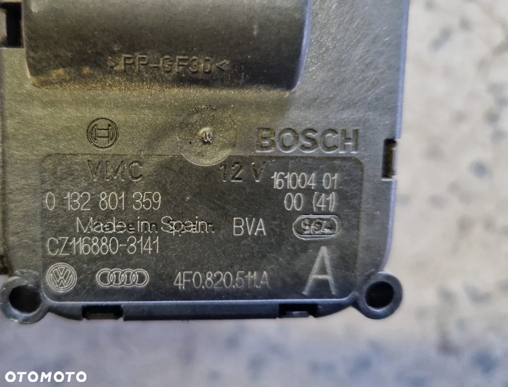 AUDI A6 C6 SILNICZEK NAGRZEWNICY 4f0820511A - 3