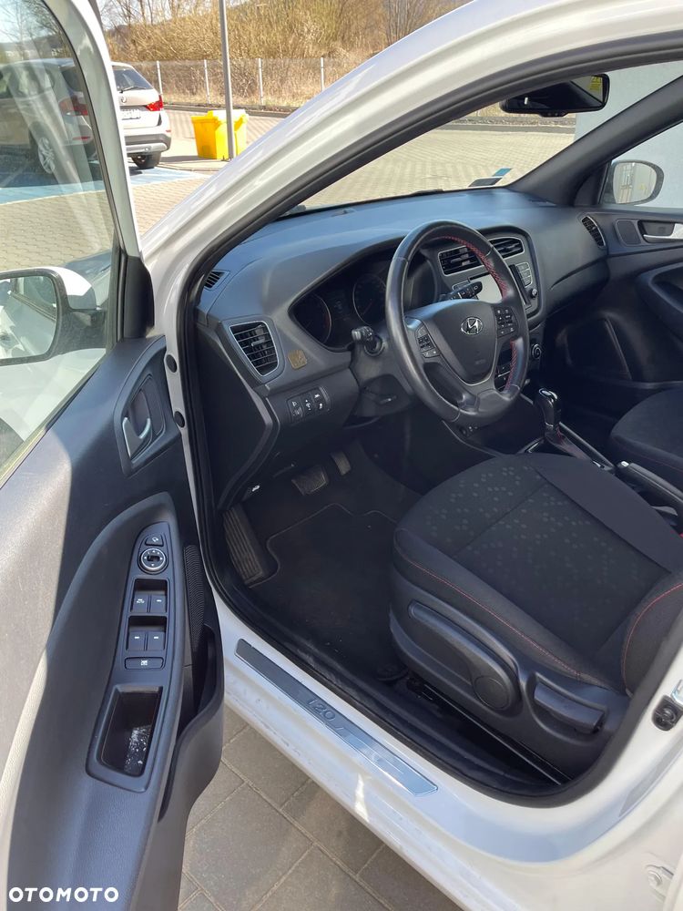 Hyundai i20 1.0 T-GDI Comfort DCT - 9