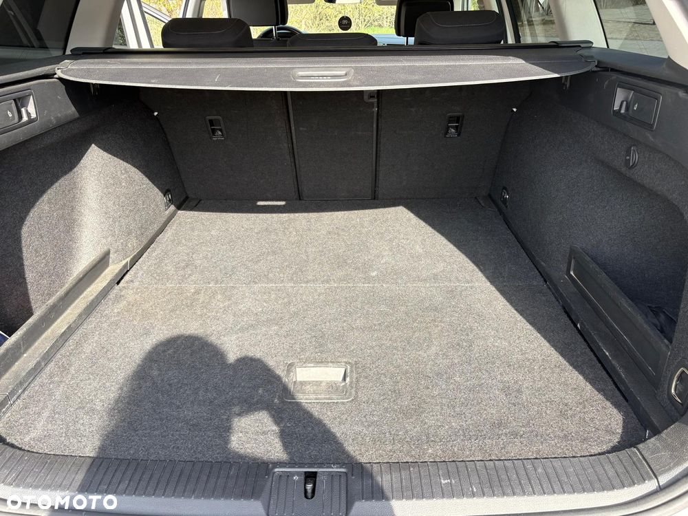 Volkswagen Passat 2.0 TDI Business DSG - 15