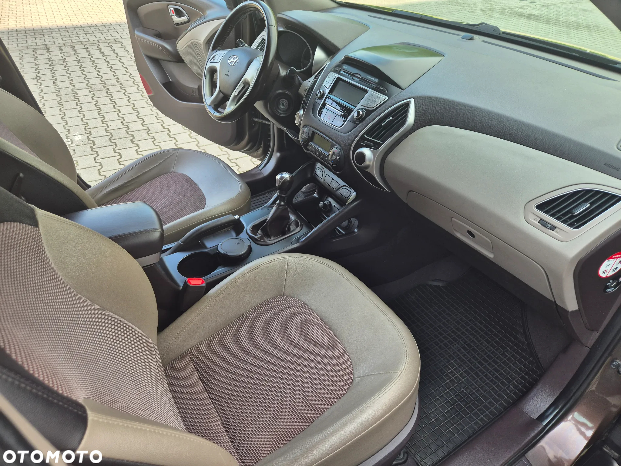 Hyundai ix35 2.0 CRDi 4WD Premium - 13