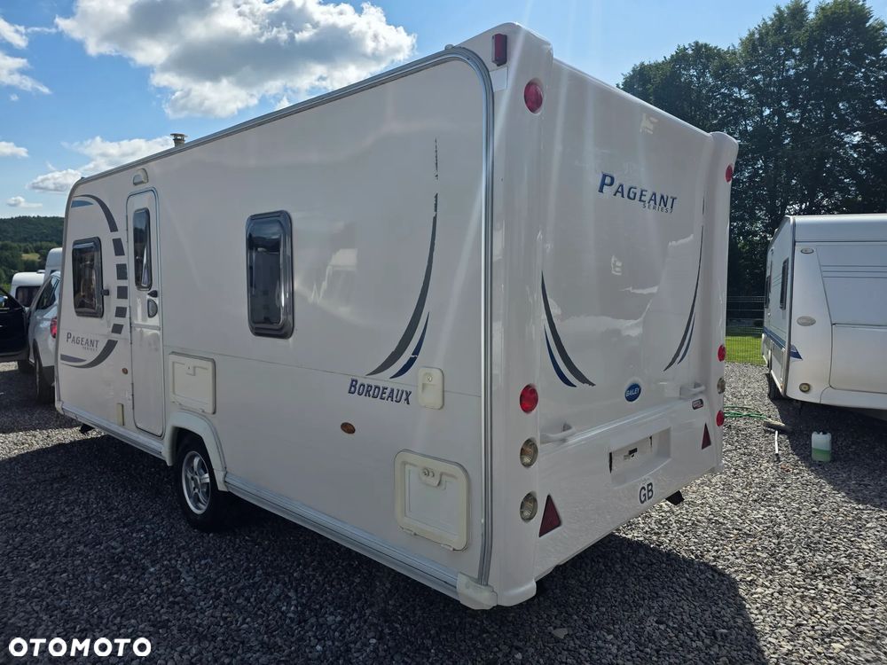 Bailey Pageant Bordeaux - 6