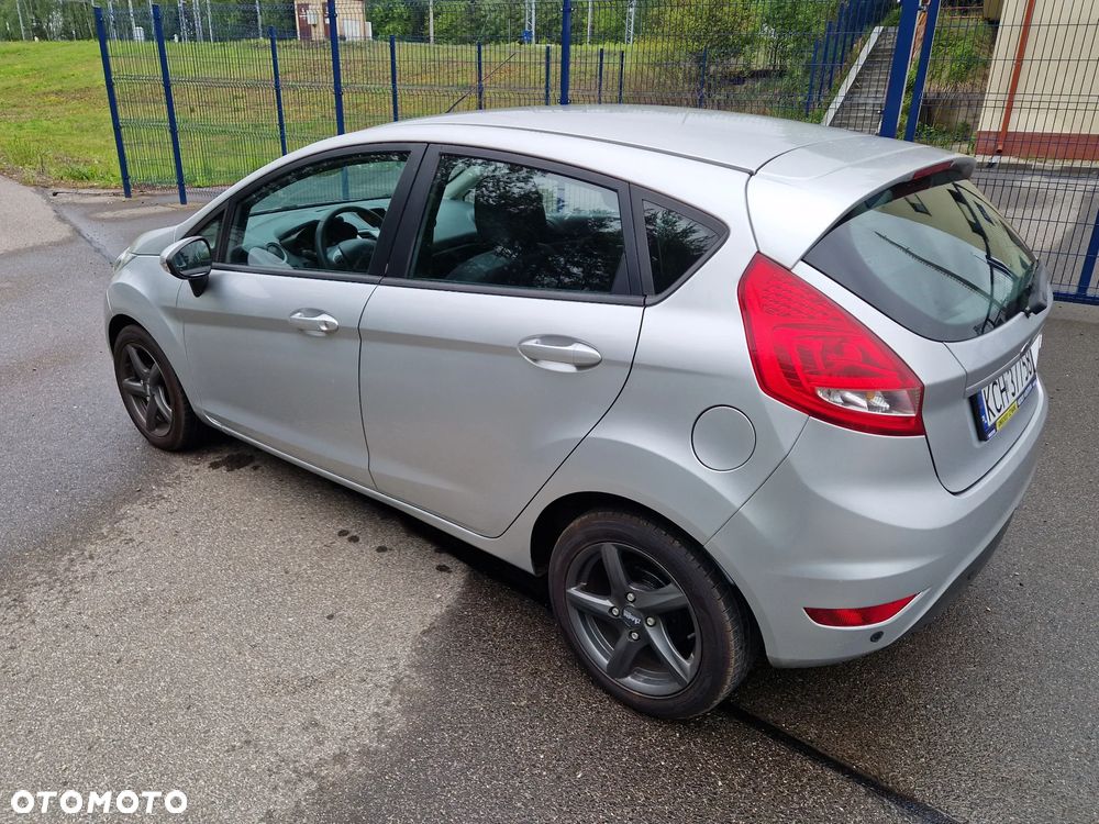 Ford Fiesta 1.4 Champions Edition - 4