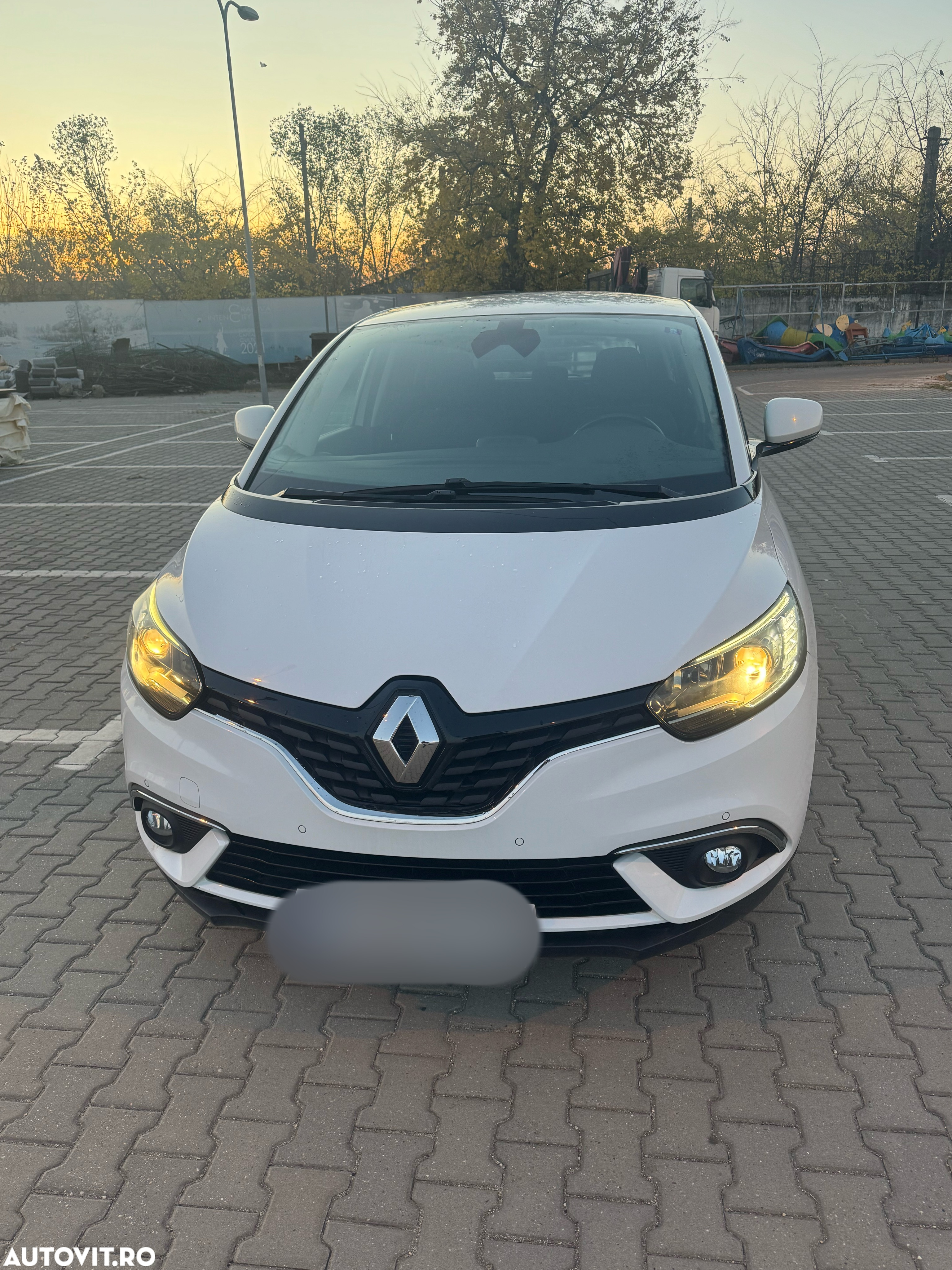 Renault Scenic - 2
