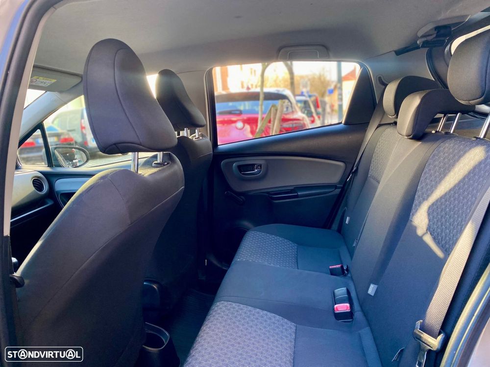 Toyota Yaris 1.4 D-4D Comfort - 28