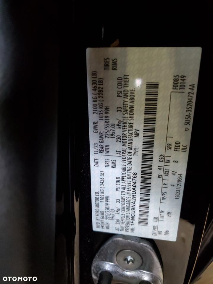 Ford Kuga 2.0 EcoBoost 4x4 Titanium - 24